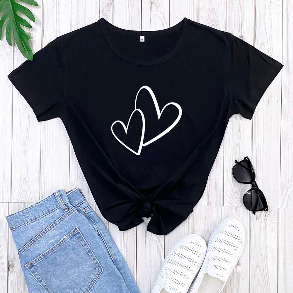 Hearts Love T-Shirt - Image 5