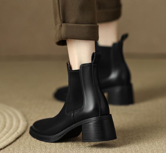 Chelsea Boots 3