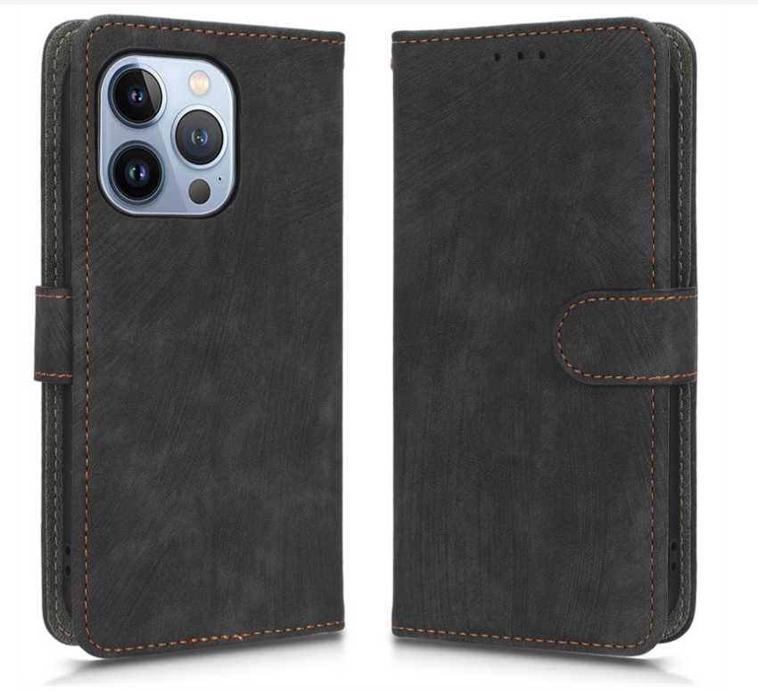 Retro Flip Phone Leather Case Image 4