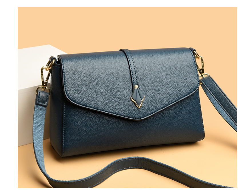 Medium Shoulder Crossbody Bag Blue