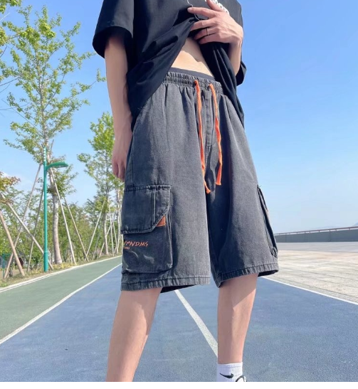 Men's Loose Fit Denim Shorts Image 6