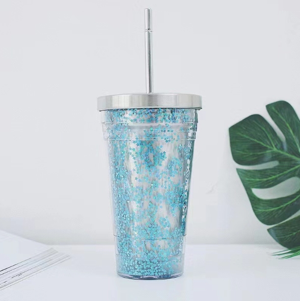 Insulated Straw Cup - Lifestyle