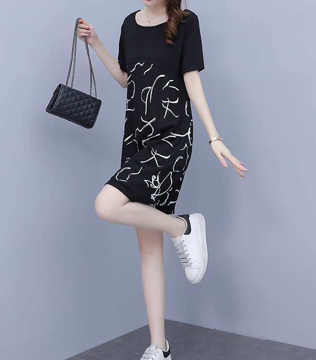 Maternity Dress Image 4