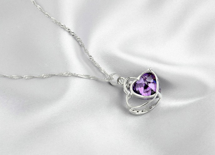 Heart-Shaped Amethyst Crystal Pendant 3