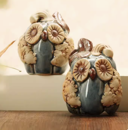 Pumpkin Owl Seasoning Bottle Side View