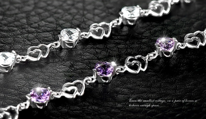 Heart to Heart Connection Bracelet Close-Up