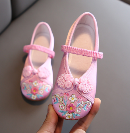 Traditional Beijing Cloth Shoes 3