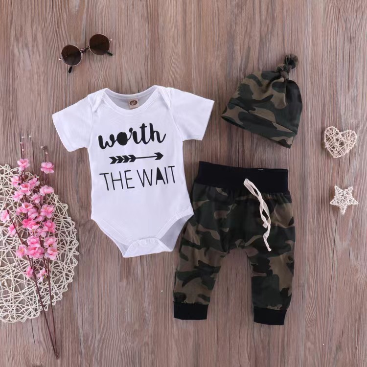 Outfit detail