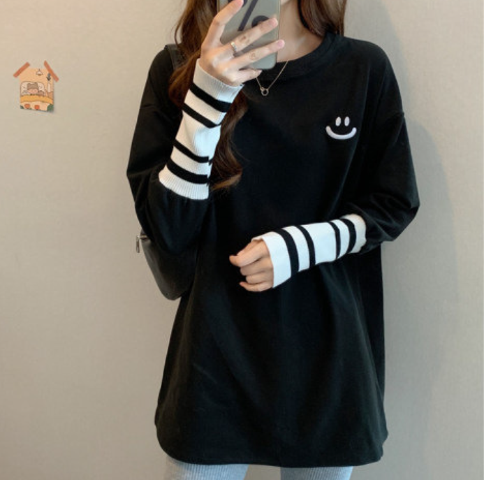 White Cat Embroidery T-shirt