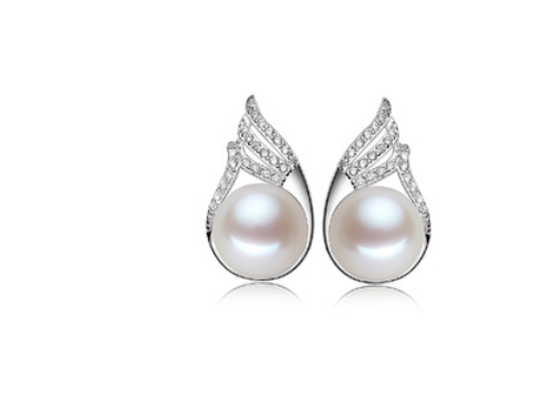 Natural Freshwater Pearl Pendant