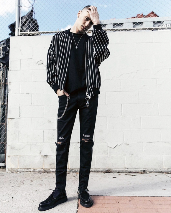 Distressed Denim Jeans Image 1