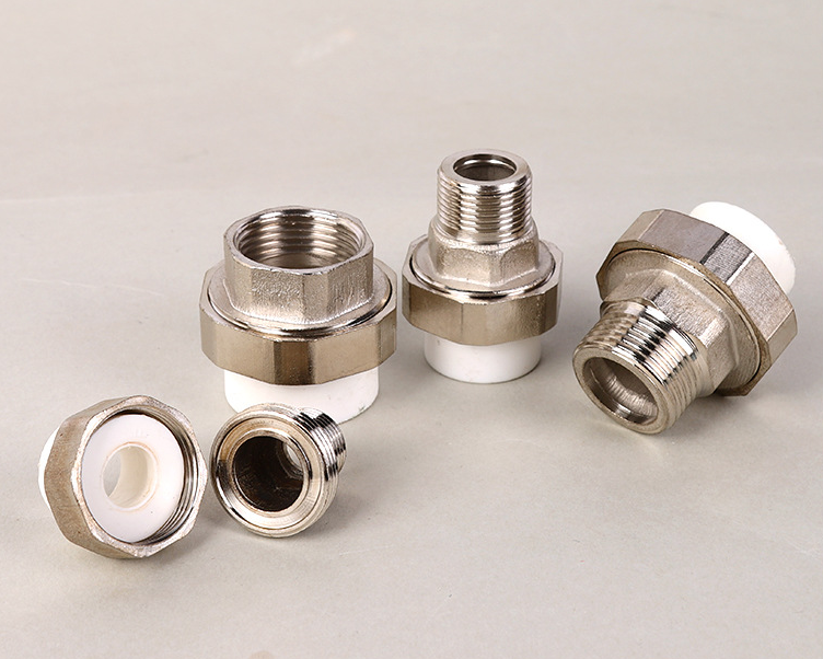 Iron Coupling Image 4