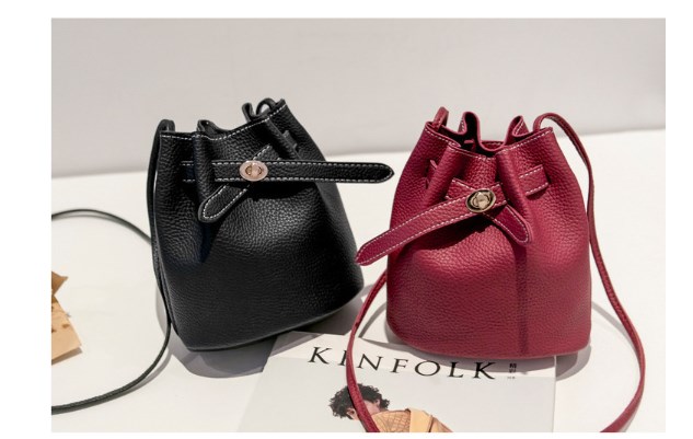 Butterfly Lock Chain Nylon Bag 5