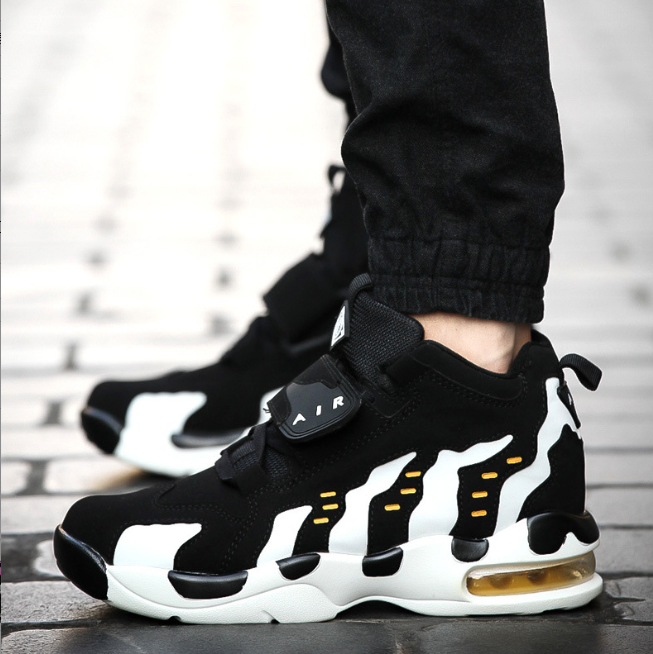 Breathable Sports Shoes