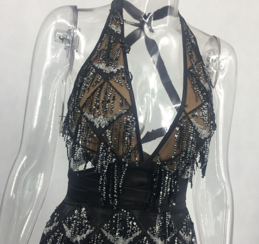 Dazzling Tassel Detail