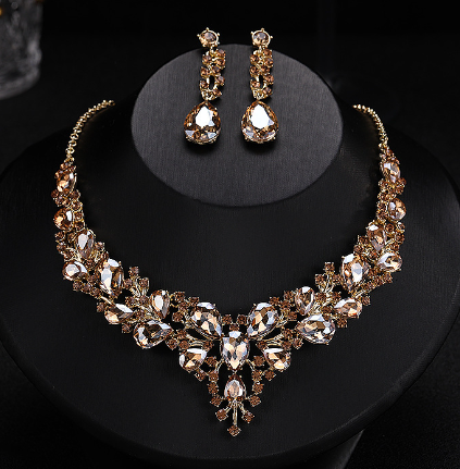 Bridal Pearl Glass Rhinestone Clover Necklace and Earring Set