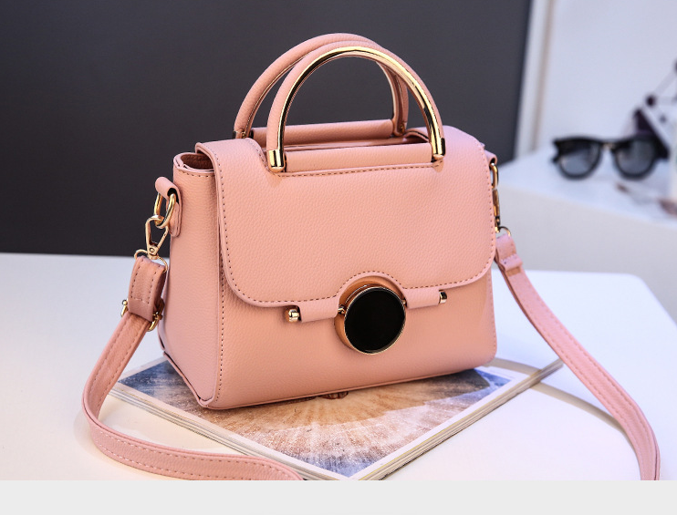 Ladies Fashionable Shoulder Messenger Bag Image 2