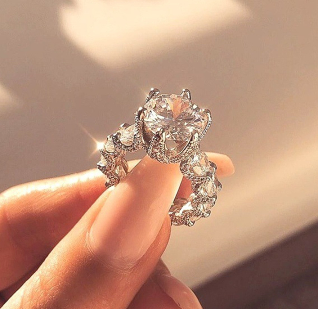 Engagement Ring Image 2