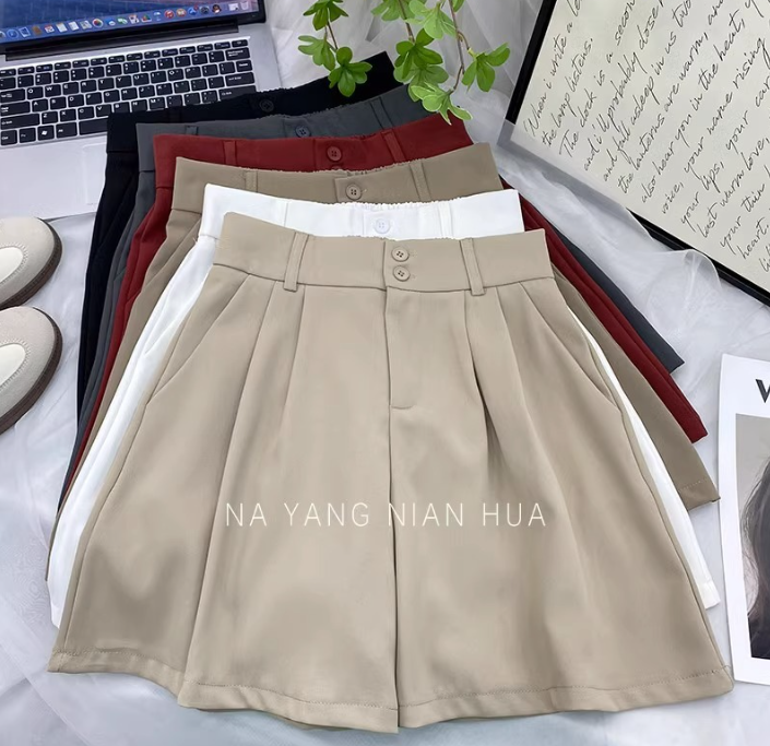 Pleated Wide-Leg Skirt Pants 4