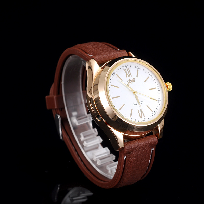 Montre à bracelet en cuir bleu