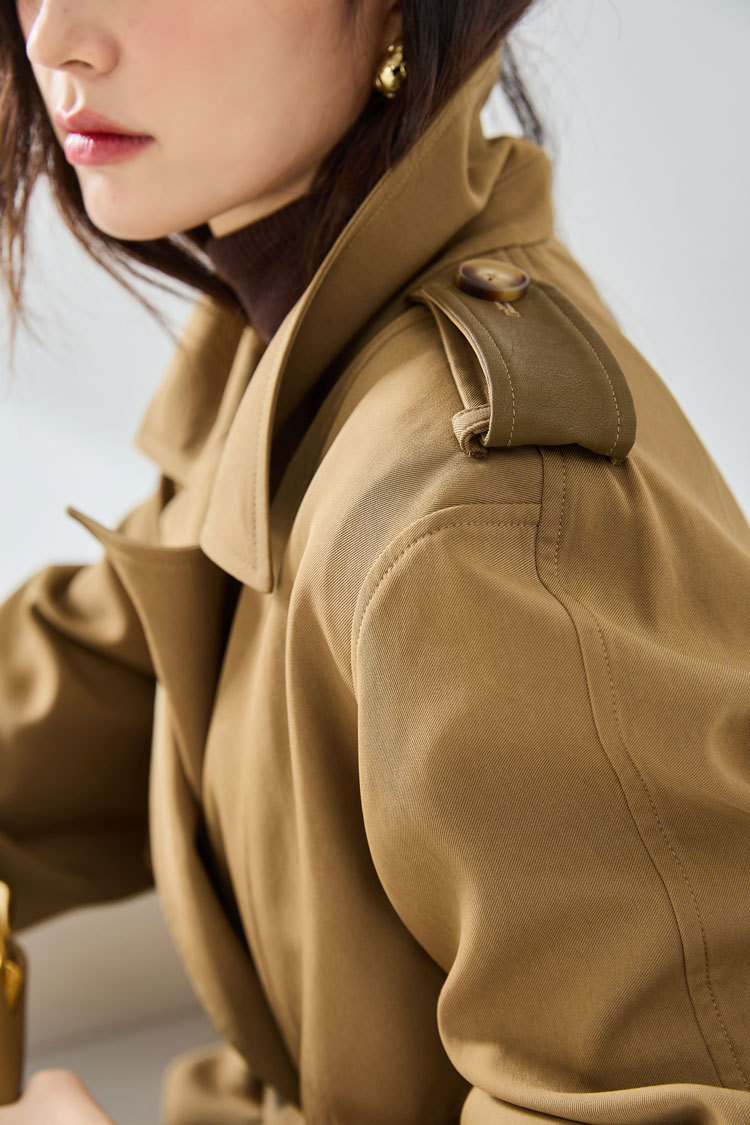 Elegant Short Trench Coat Image 4