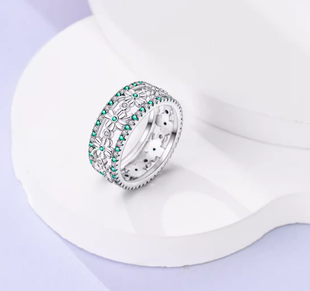 Geometric Butterfly Ring