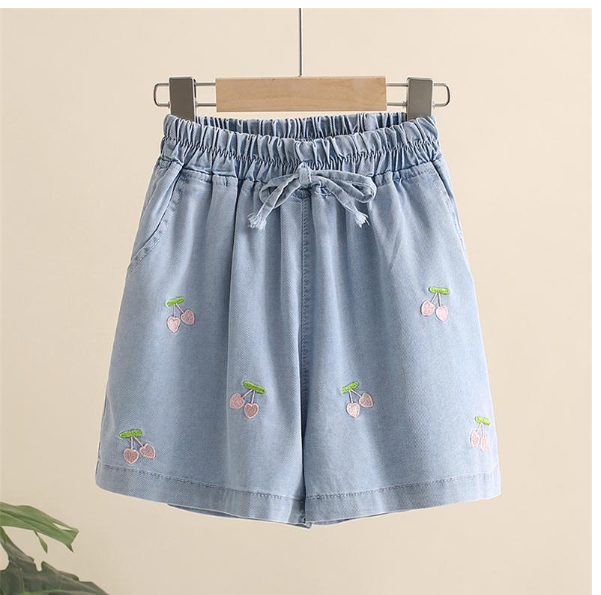 Cherry Cotton Denim Shorts Detail View