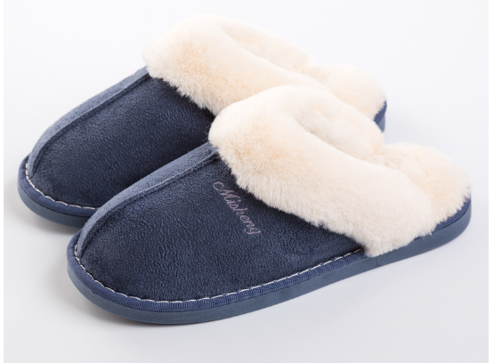 Slippers Image 5