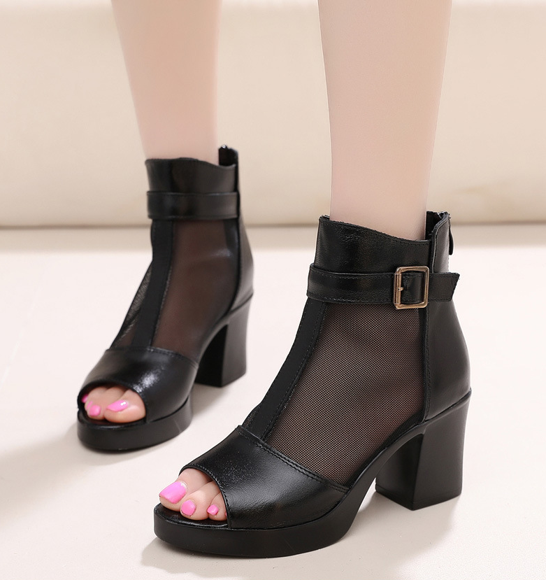 Roman High Heels 1