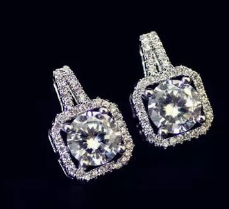 Stylish Earrings with Box