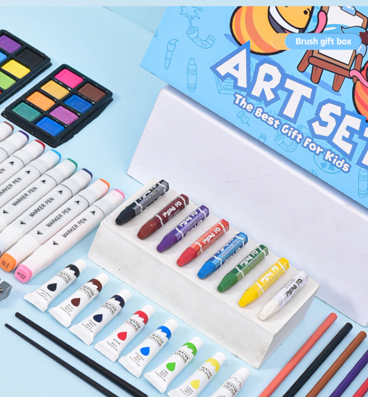 Larva Drawing Set - Packaging