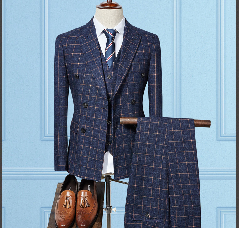 Men's Business Suit Image 2