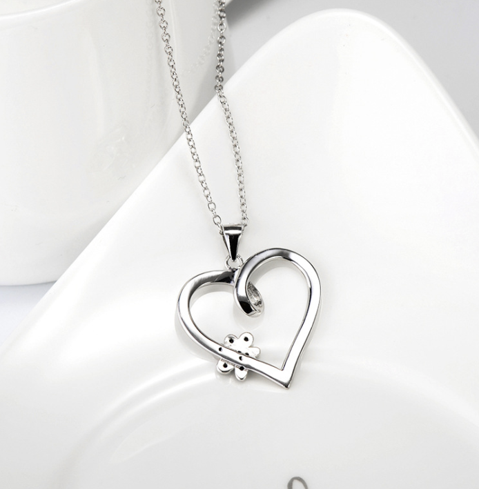 Silver Jewelry Dog Claw Diamond Heart Pendant Necklace