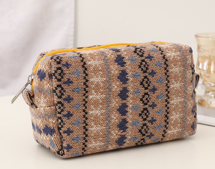 Vintage Knitted Cosmetic Bag Colors