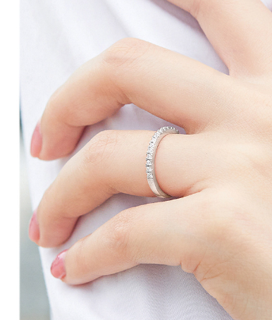 Zirconia-studded Ring Image 2