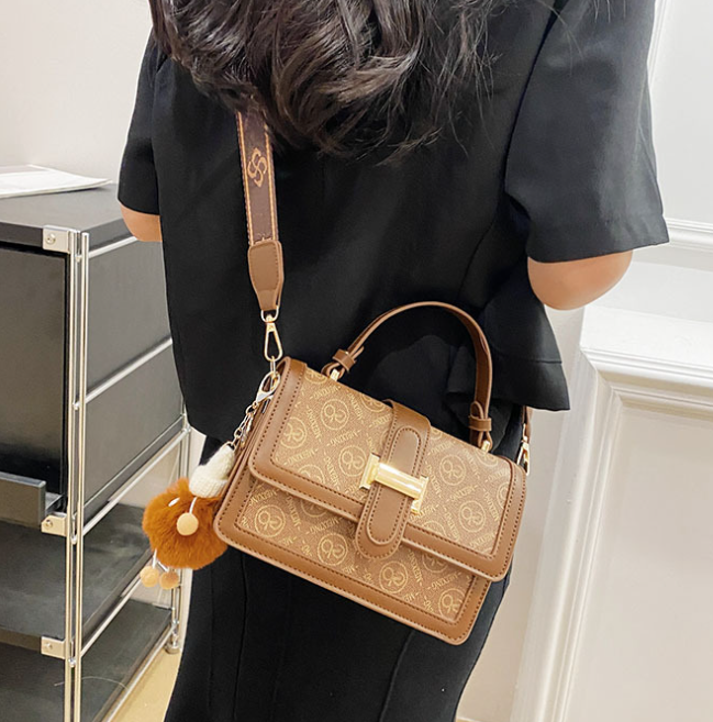 Korean-style versatile casual bag image 5