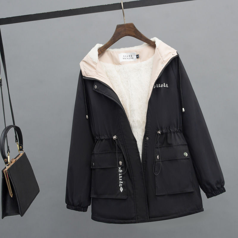 Small Velvet Padded Coat - Image 6