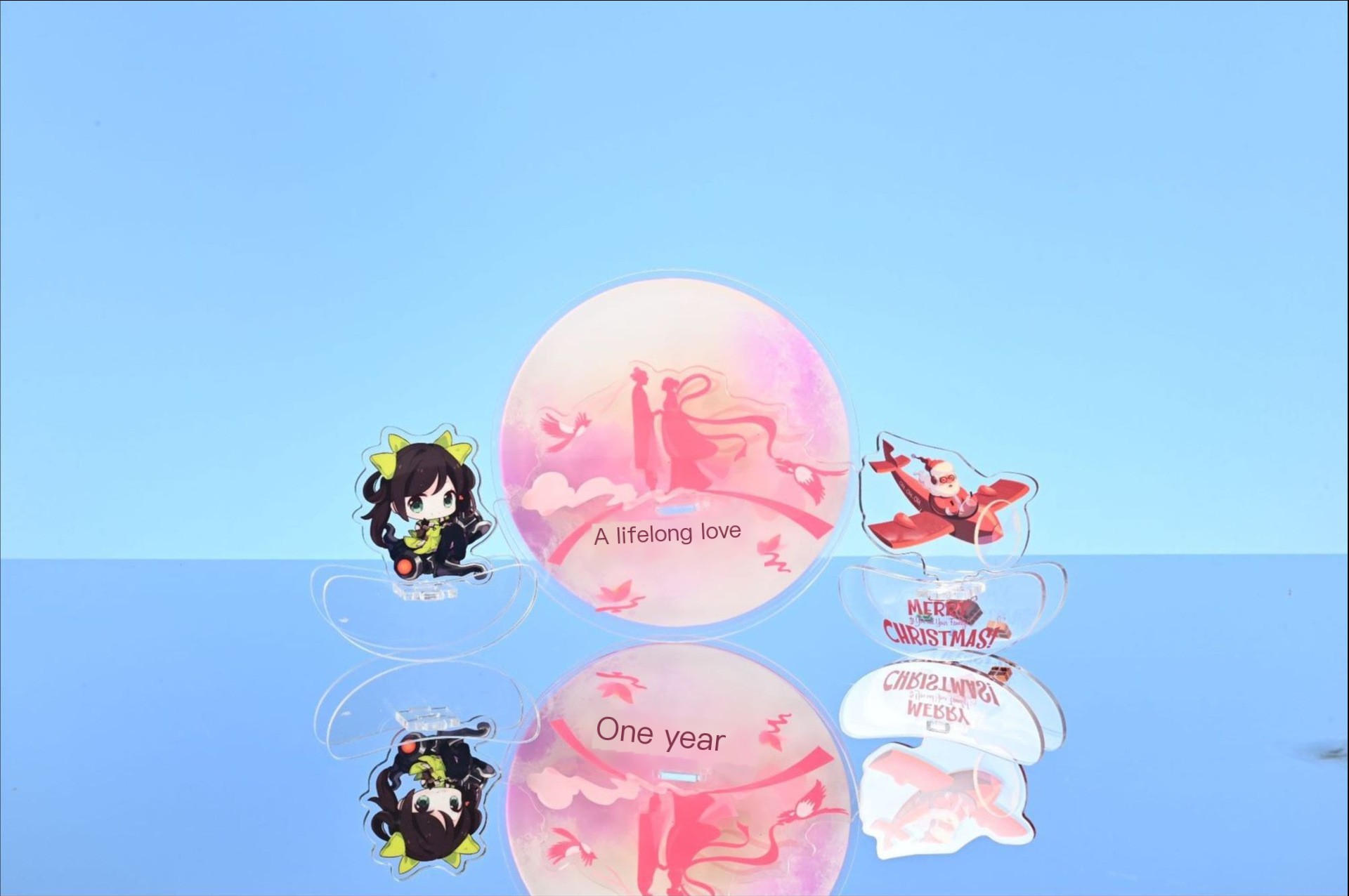 Acrylic Wobble Figurine