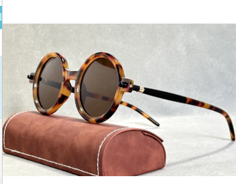 Sutton Retro Sunglasses - Black White