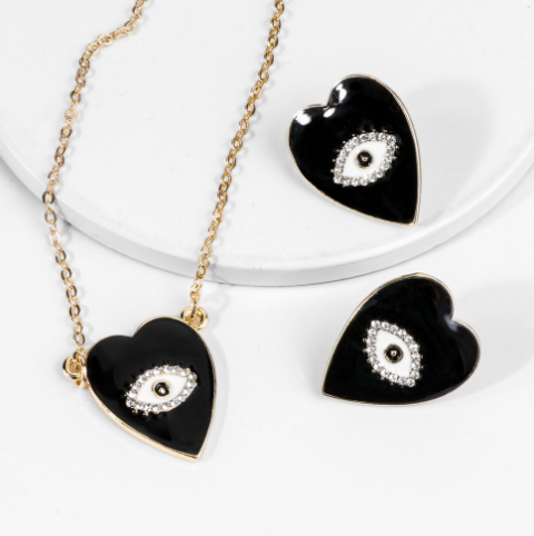 Heart Necklace Image 1