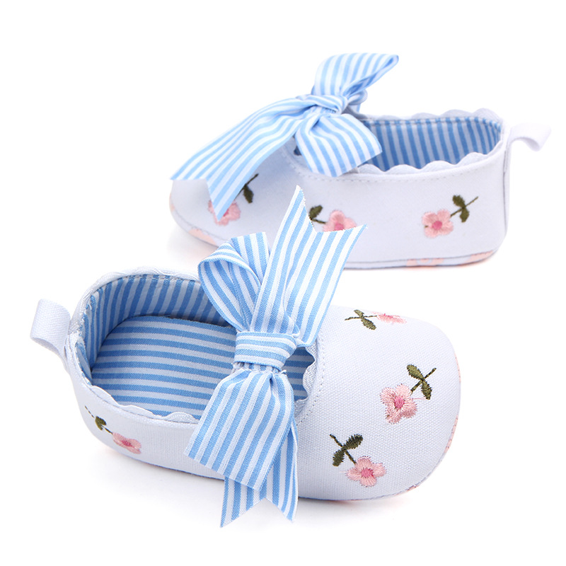 Soft-bottom cartoon princess shoes 2