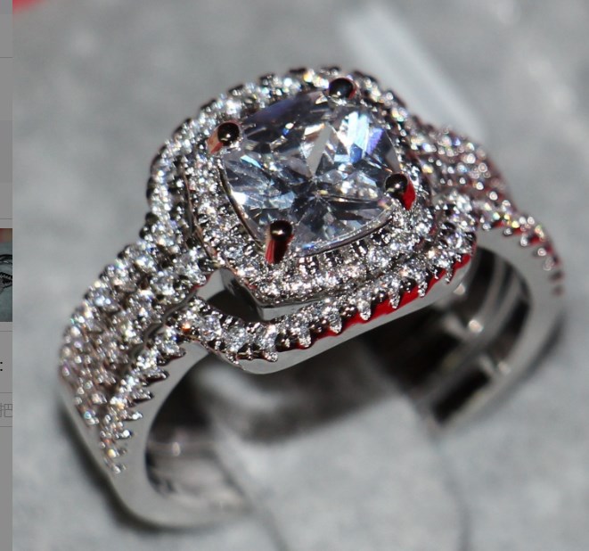 Zircon Ring Detail