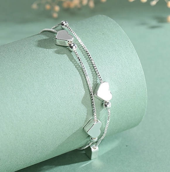 Heart Charm Bracelet Image 4