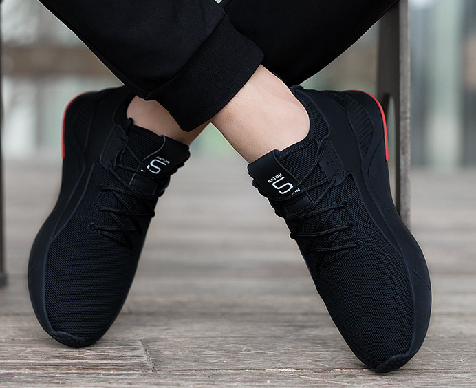 Sneaker Image 5