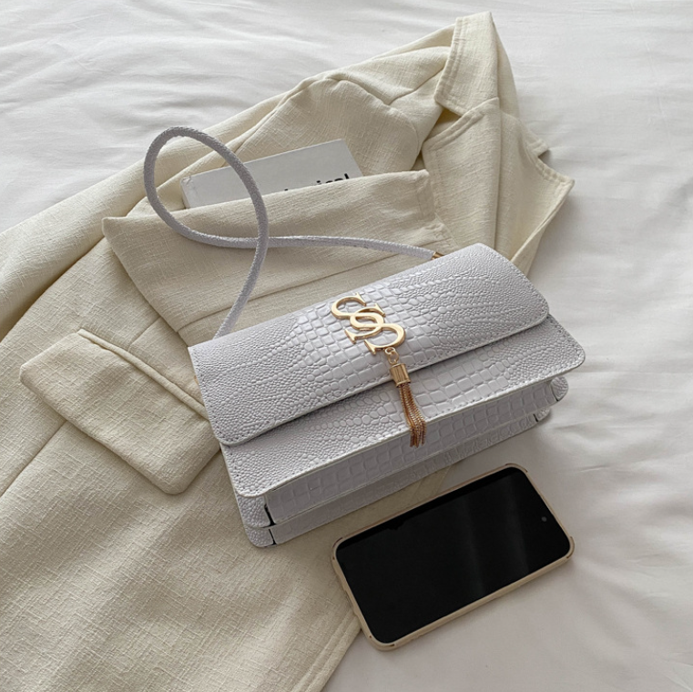 流苏女挎包 - Image 3