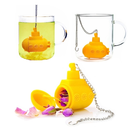 Submarine Tea Infuser in Use