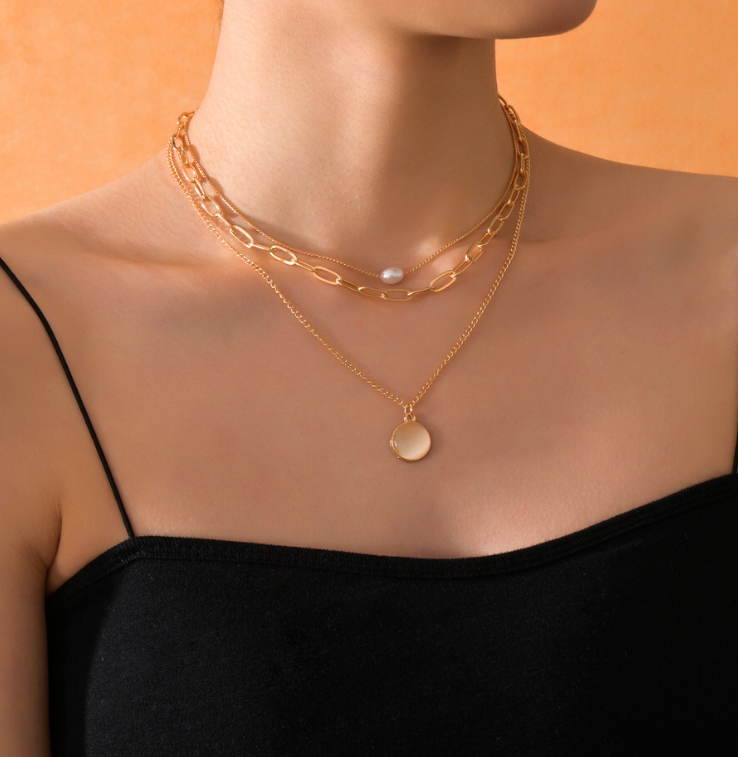 Layered Necklace with Pearls