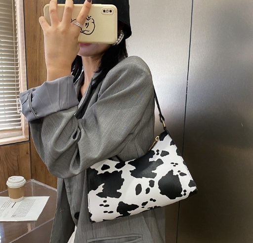 Dairy Cow Handheld Shoulder Bag