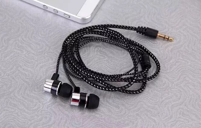 Earphone Style 1