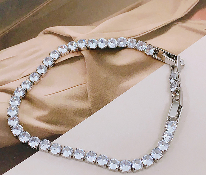 Women's New High Carbon Full Diamond Bracelet Image 2